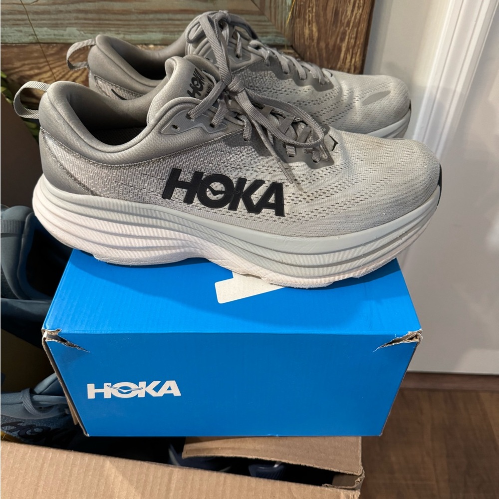 HOKA Mens size 11.5 W  Running Shoes